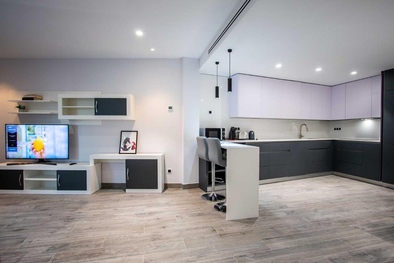 Apartamentos en Plaza de España Recién construidos Nerja Esterno foto